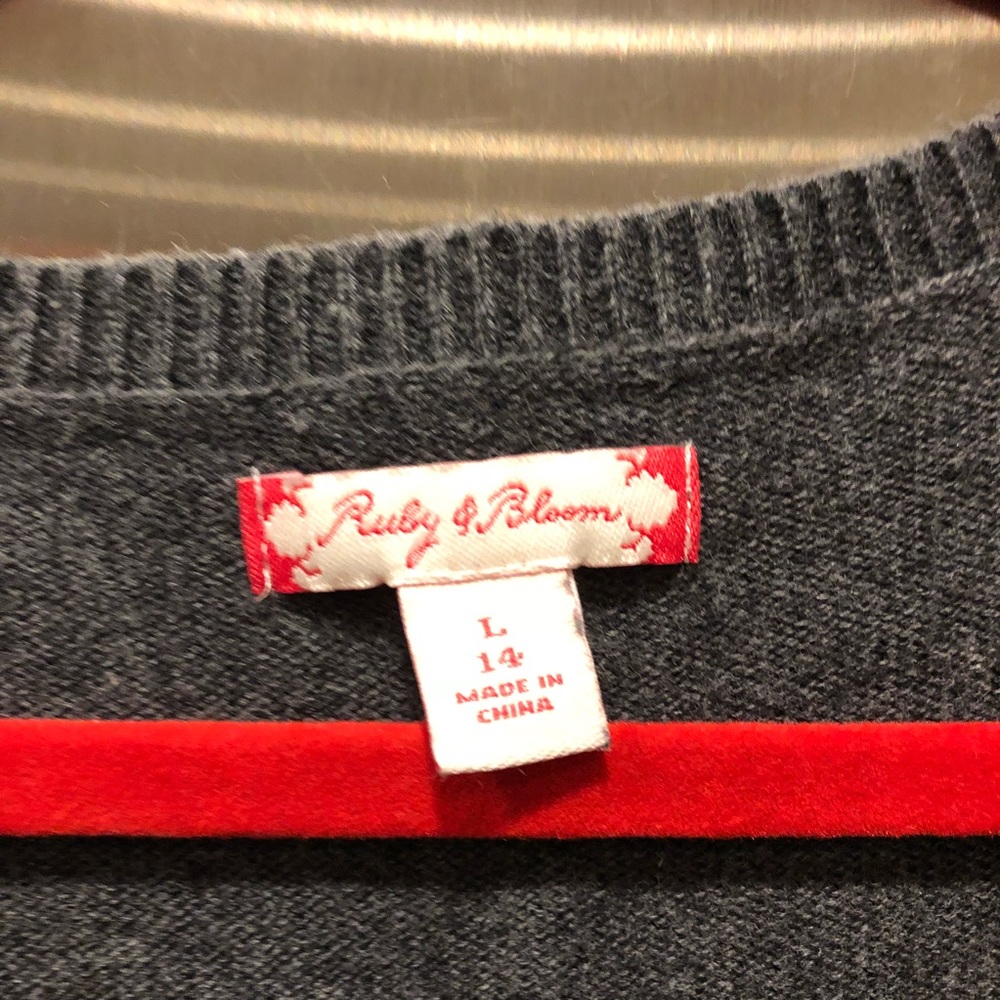 Ruby and Bloom Cardigan - Picture 2 of 6